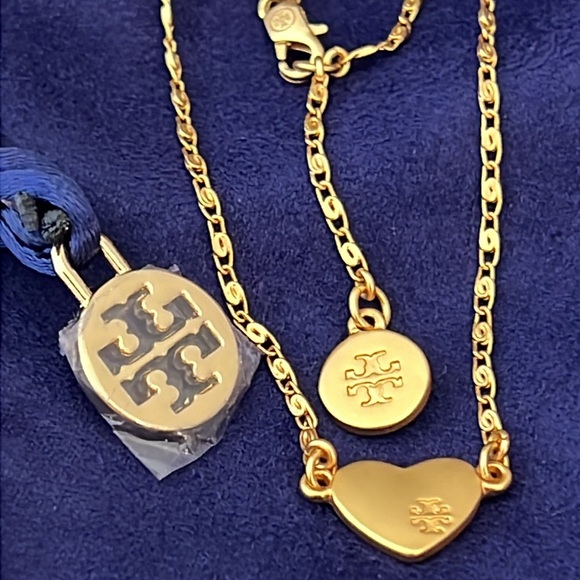 Authentic💛TORY BURCH Necklace. - Picture 13 of 16